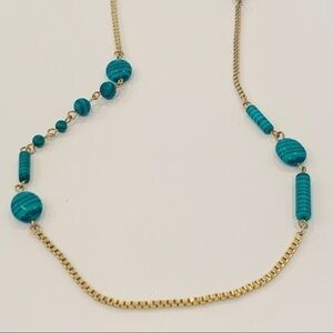 Banana republic long green stone station box chain